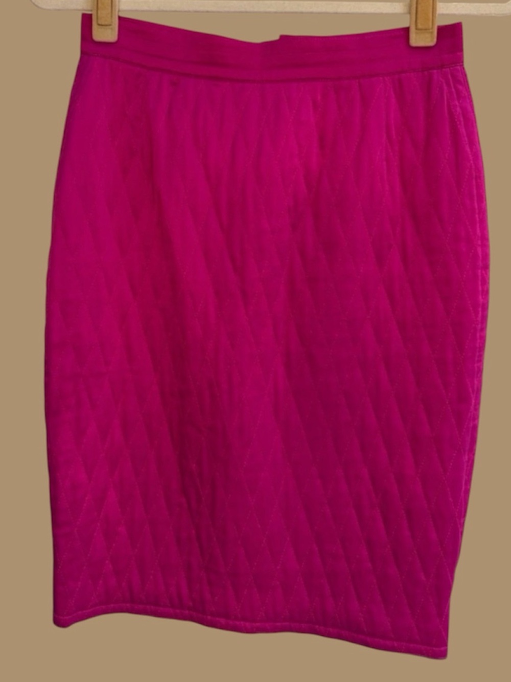 Rena Lange Quilted Silk Pencil Skirt in Fuchsia Pink